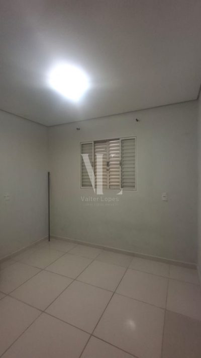 CASA com 02 quartos para VENDA Vila Insdustrial - Bauru-SP