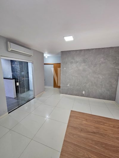CASA 3 DORMITORIOS COM SUÍTE - VENDA  VILA SÃO FRANCISCO BAURU.